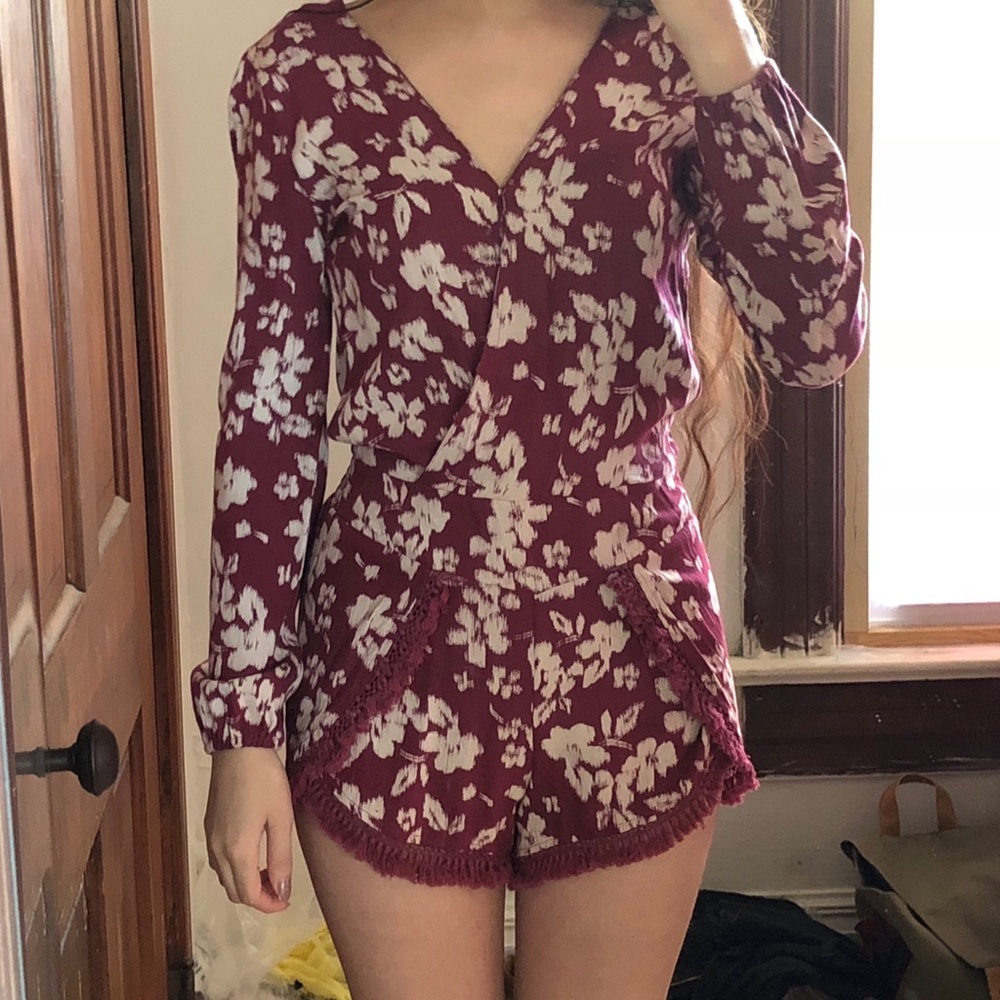 Jessica Simpson Romper - Picture 2 of 5